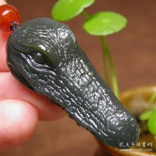 天然新疆和田玉细料青玉鳄鱼把件 苏工苏州玉雕 70后80后90